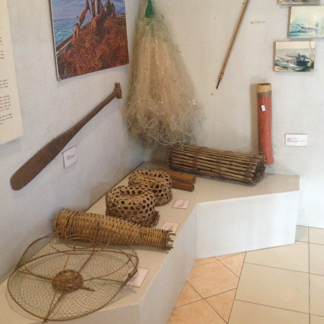 Display of fishing implements 