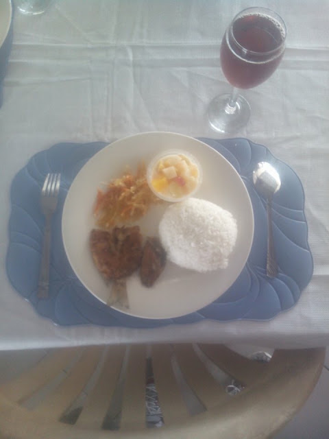 Virgin Beach Resort in Cebu Daanbantayan Philippines Lunch at Virgin Beach Resort